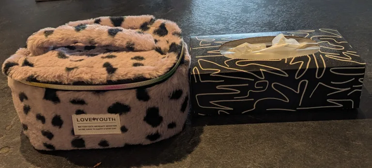 LOVE YOUTH Cosmetic Bag thumbnail