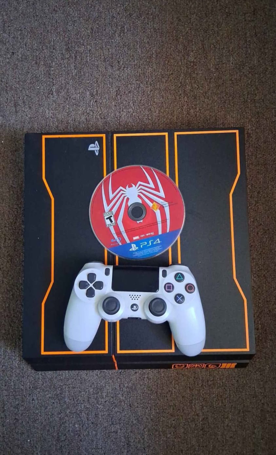 PlayStation 4 Pro PS4-450