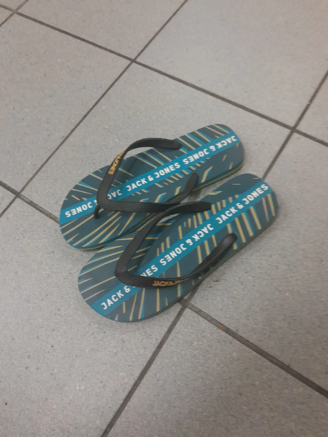 Jack & Jones Flip Flops Size 9.5 thumbnail