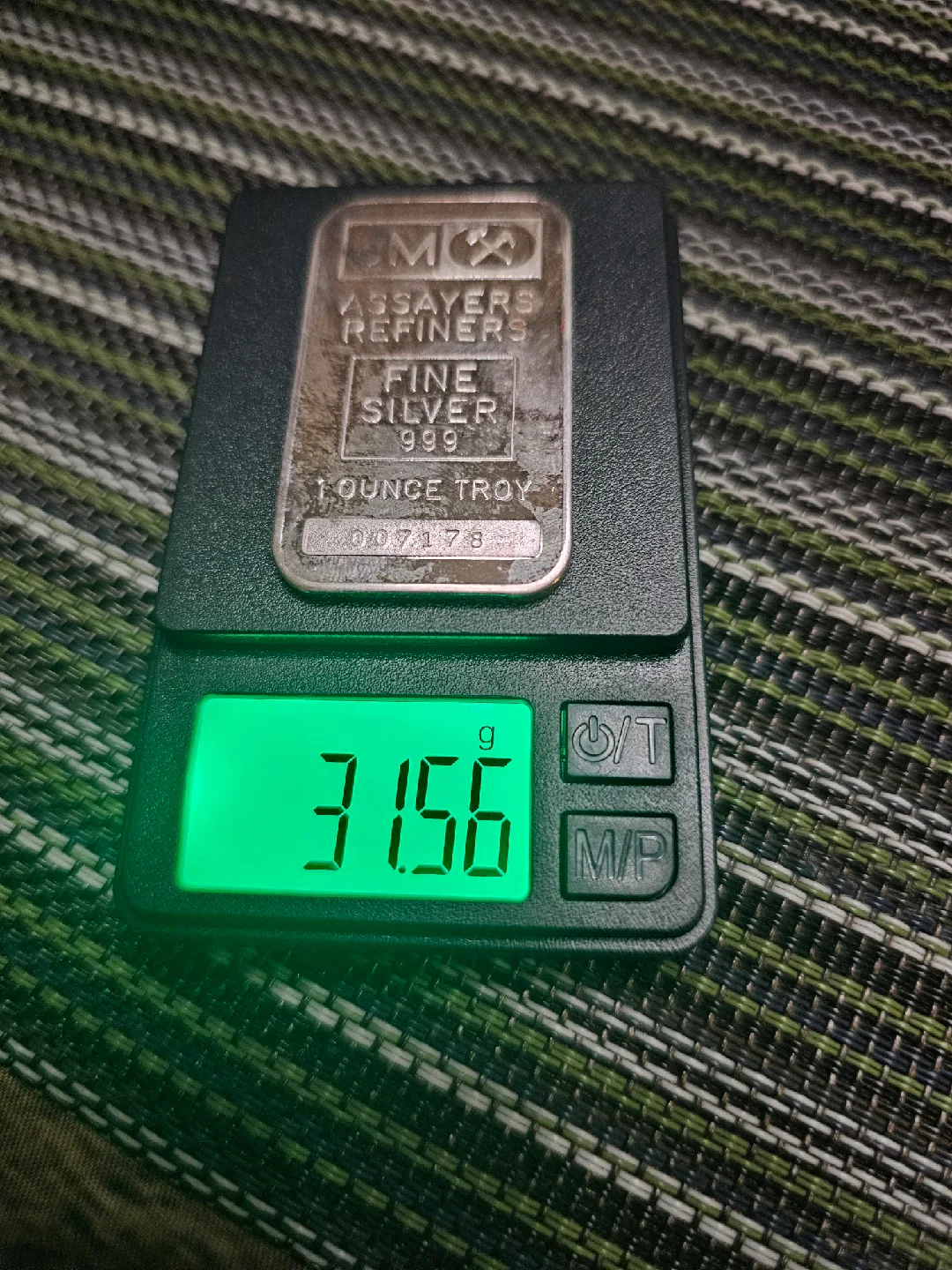 1 oz Fine Silver .999 Bar Weighted 31.56grams thumbnail