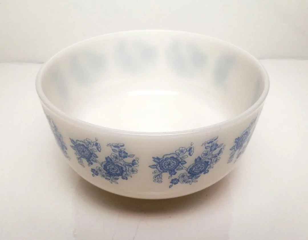 Federal Milk Glass ~ Blue Roses ~ 2 1/2 Quart image indicator(4)