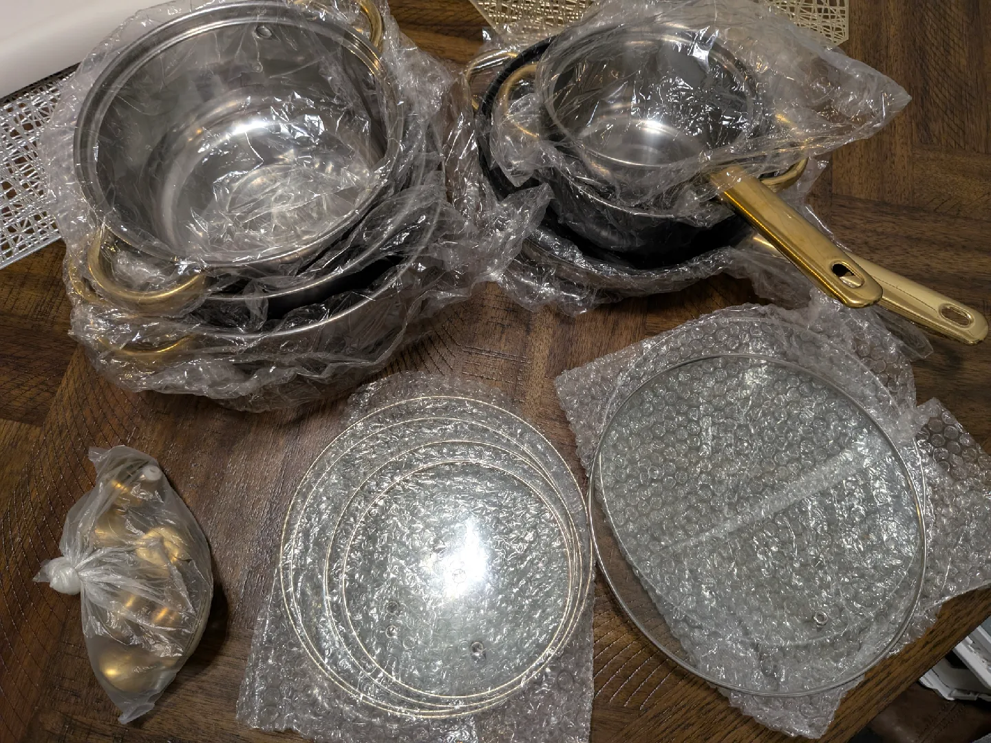 New Cookware Set thumbnail