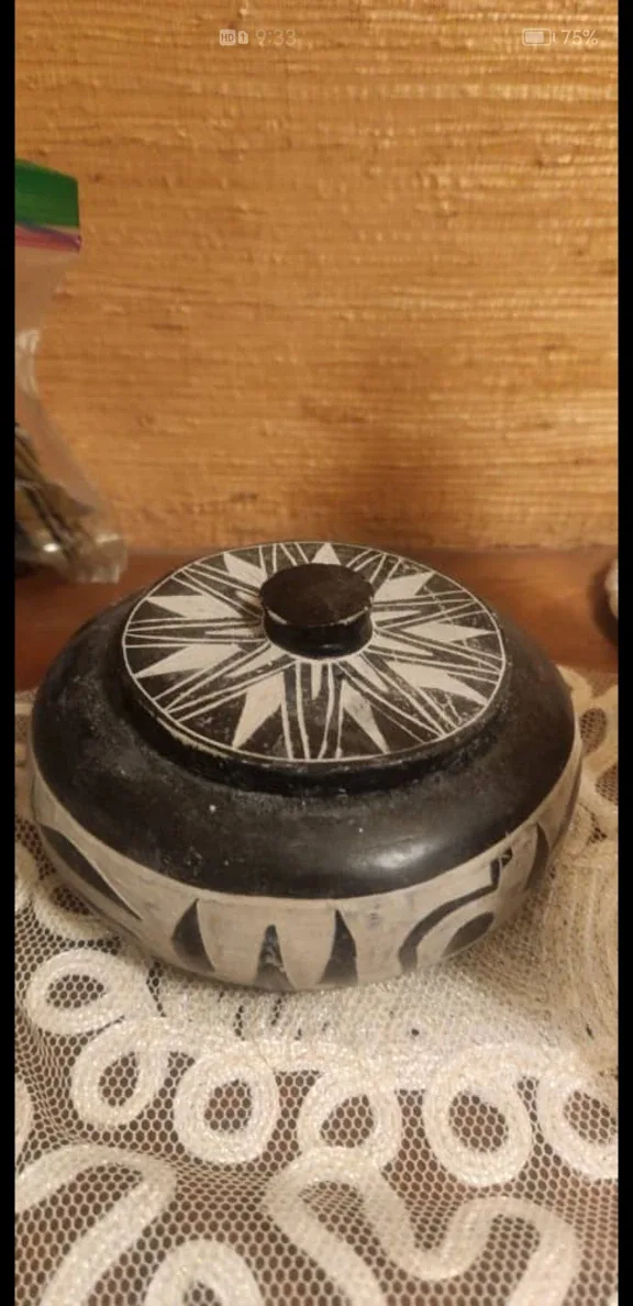 Vintage Decorative Pottery Bowl with Lid thumbnail
