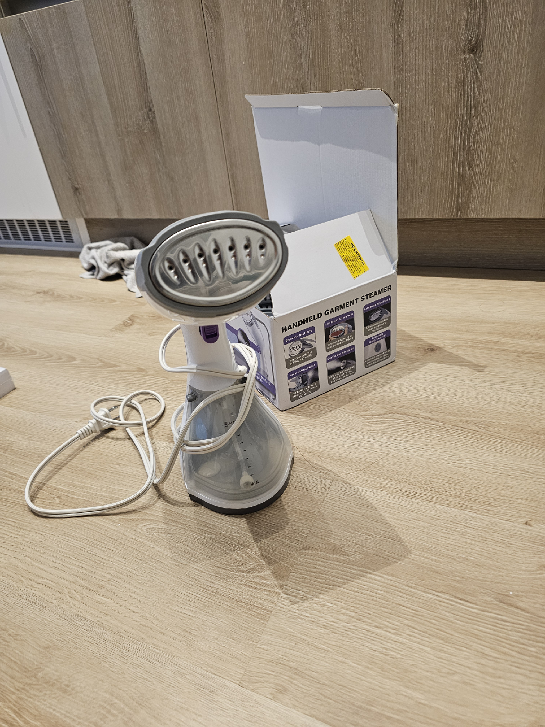 Handheld Garment Steamer with Attachments