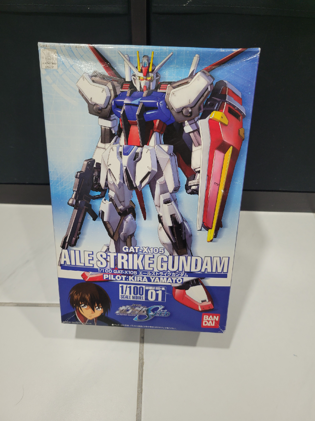 Aile Strike Gundam 1/100 Scale Model Kit