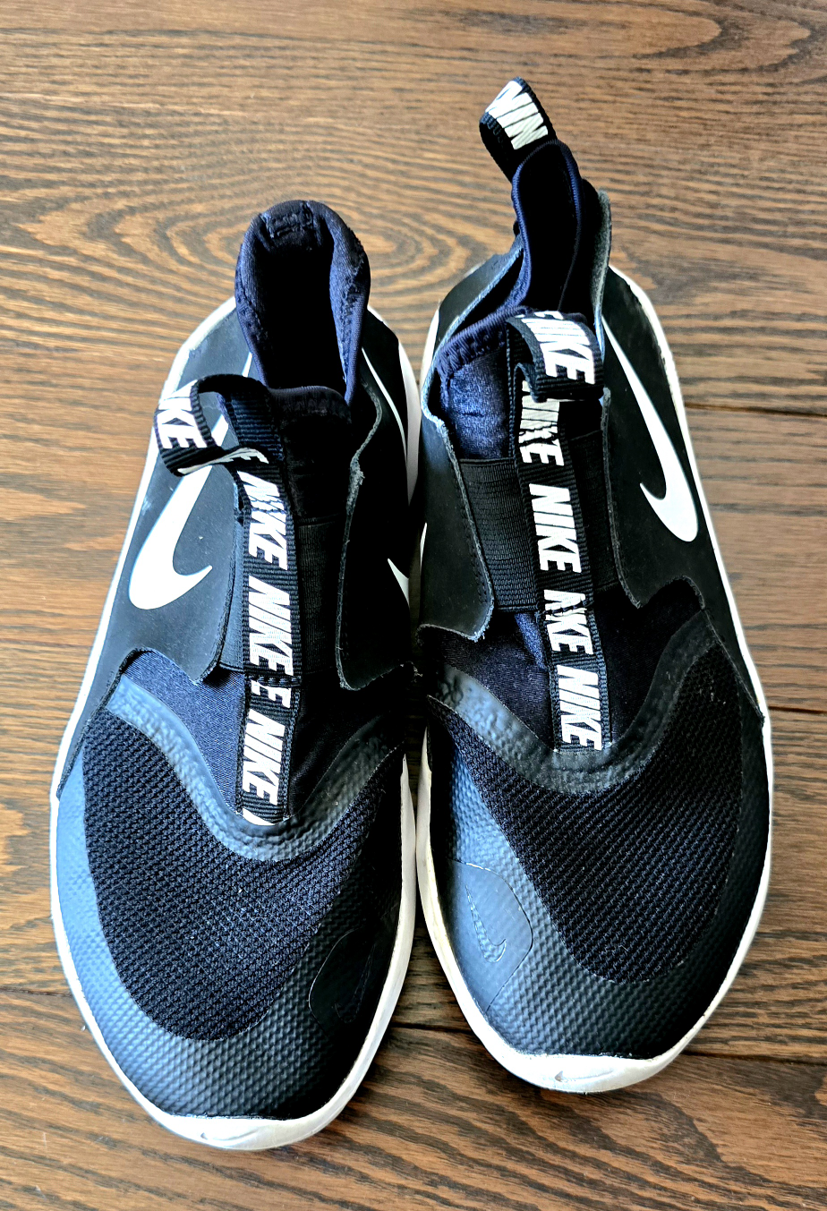 Nike Flex Advance Black/White Kids Shoes - Size 6Y