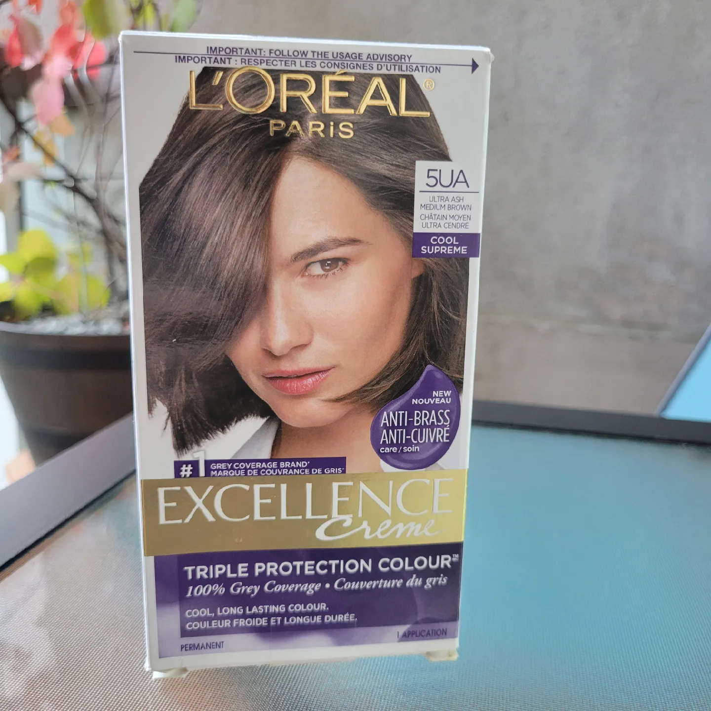 L'Oreal Paris Excellence Creme 5UA Ultra Ash Medium Brown thumbnail