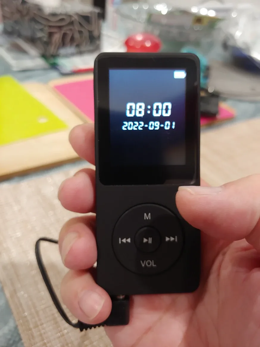 Bluetooth MP3 Player FM Radio and Voice Recorder image indicator(10)