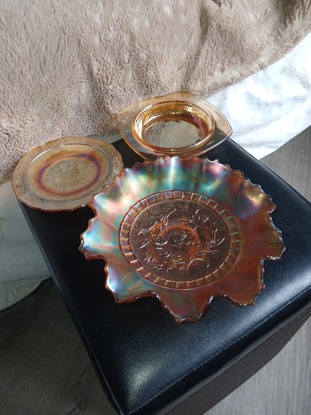 Vintage Iridescent Carnival Glass Bowls / ash trays image indicator(3)