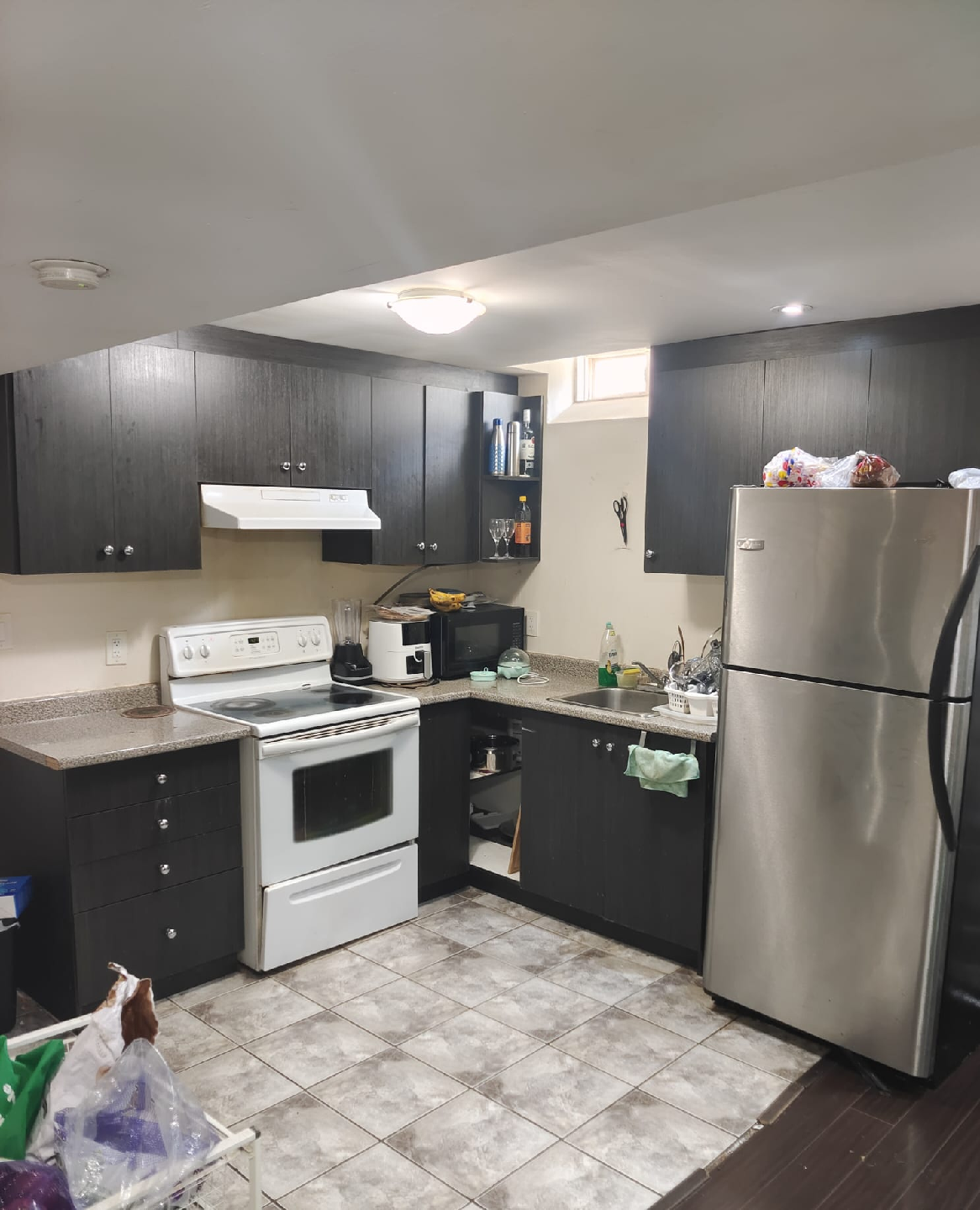 2 door basment for rent - photo 4