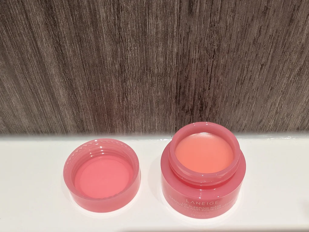 NEW: Laneige Lip Sleeping Mask - Berry image indicator(2)