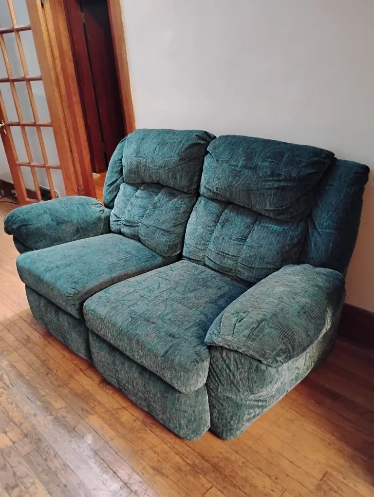 Reclining Loveseat - Teal Green image indicator(2)