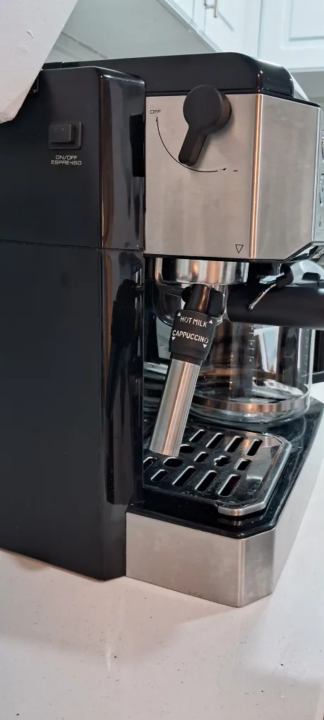 DeLonghi Combination Coffee & Espresso Machine image indicator(6)