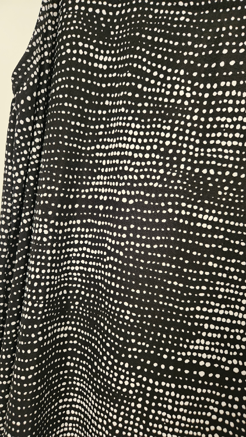 Lily Morgan Black & White Top, High-Low - Size S - photo 4