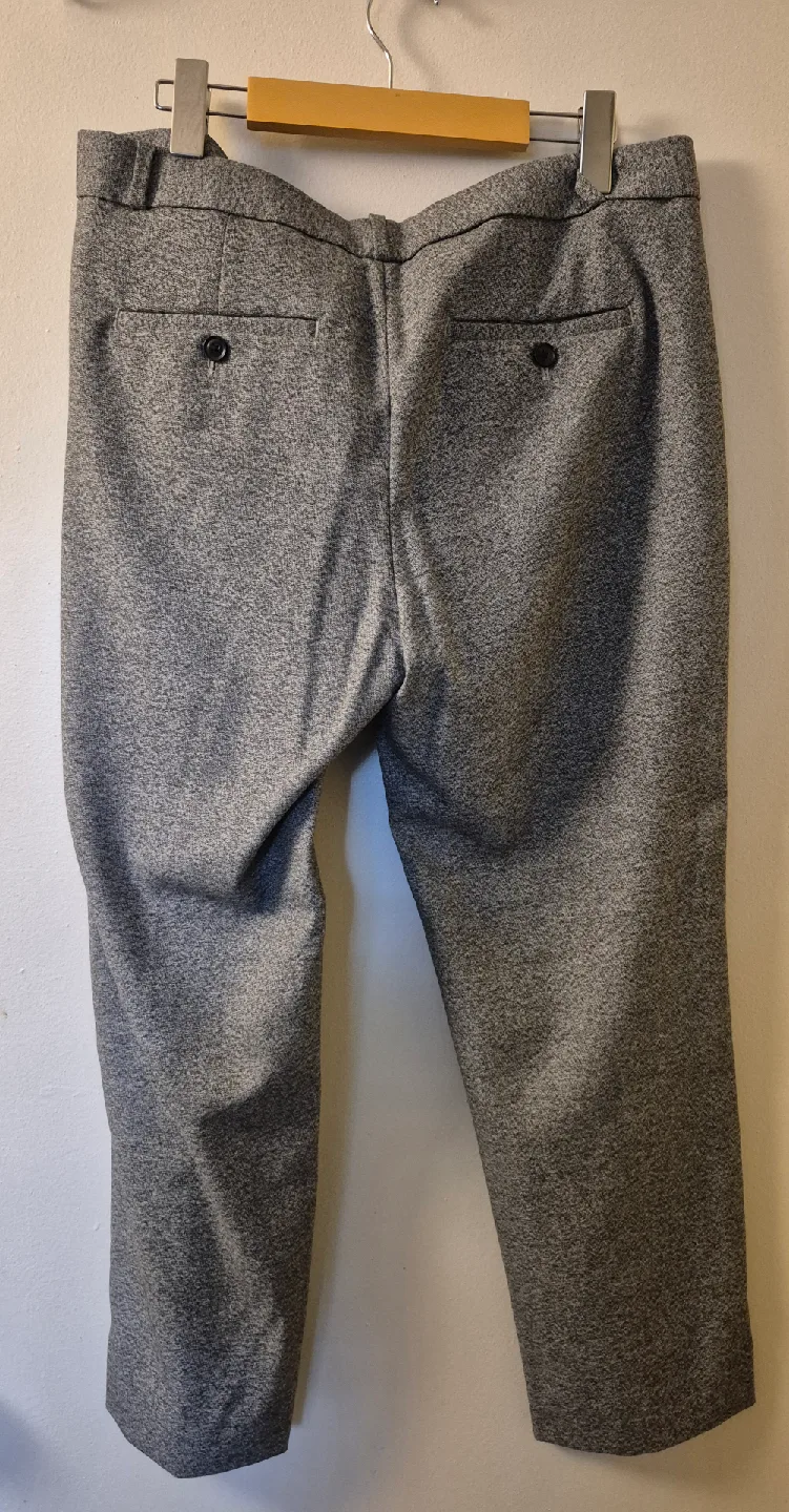 Size 10 Women's dress pants image indicator(4)