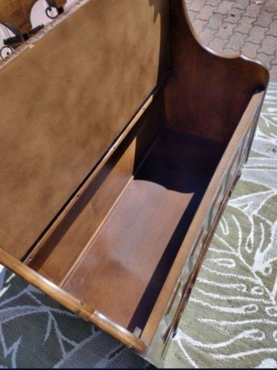 Wooden Storage Bench 39 x 38 x 18" - photo 3
