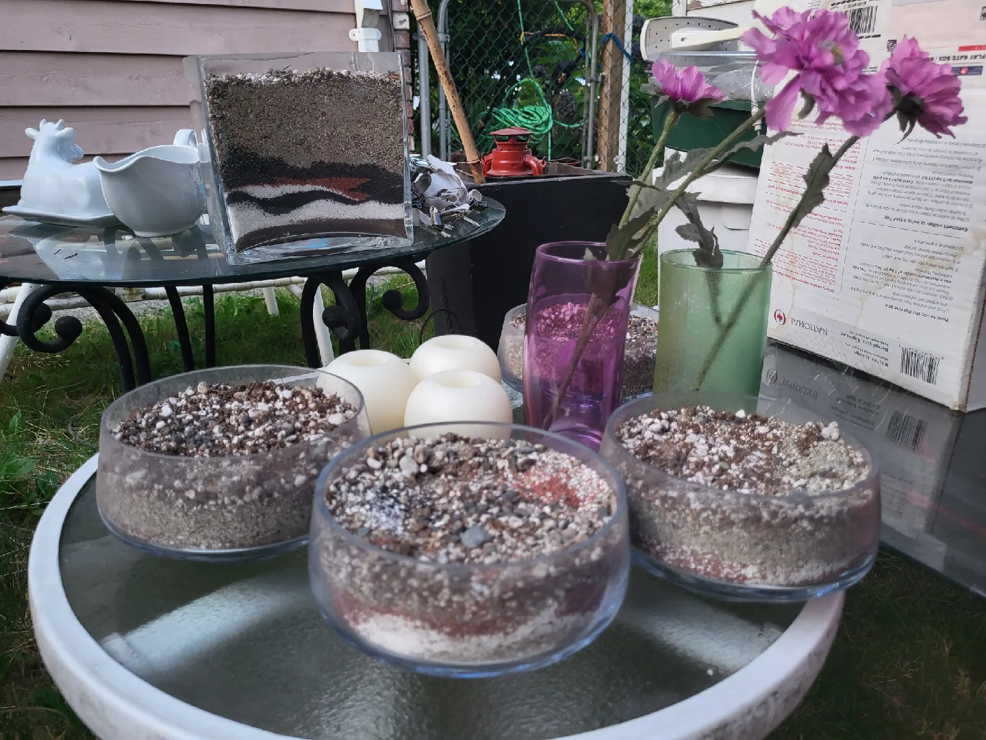 Decorative Sand Art in Glass Containers thumbnail