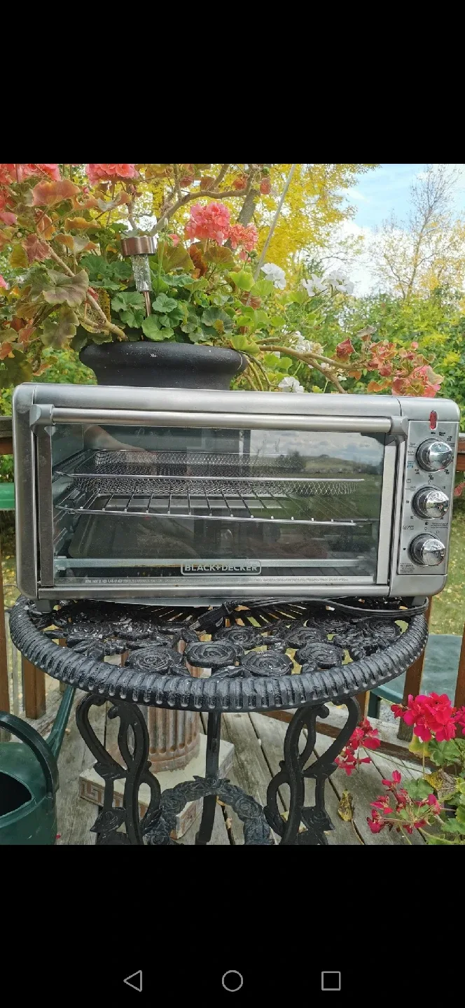 Black+Decker Toaster Oven Extra Wide image indicator(5)