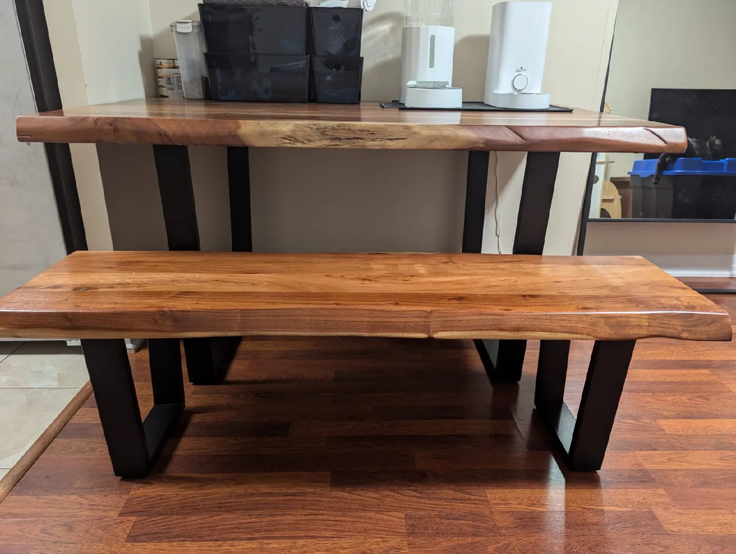 Wood Dining Table with Bench image indicator(2)