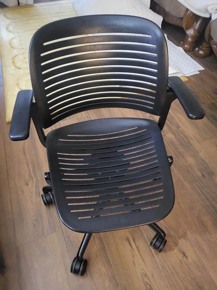 Steelcase office chair image indicator(3)