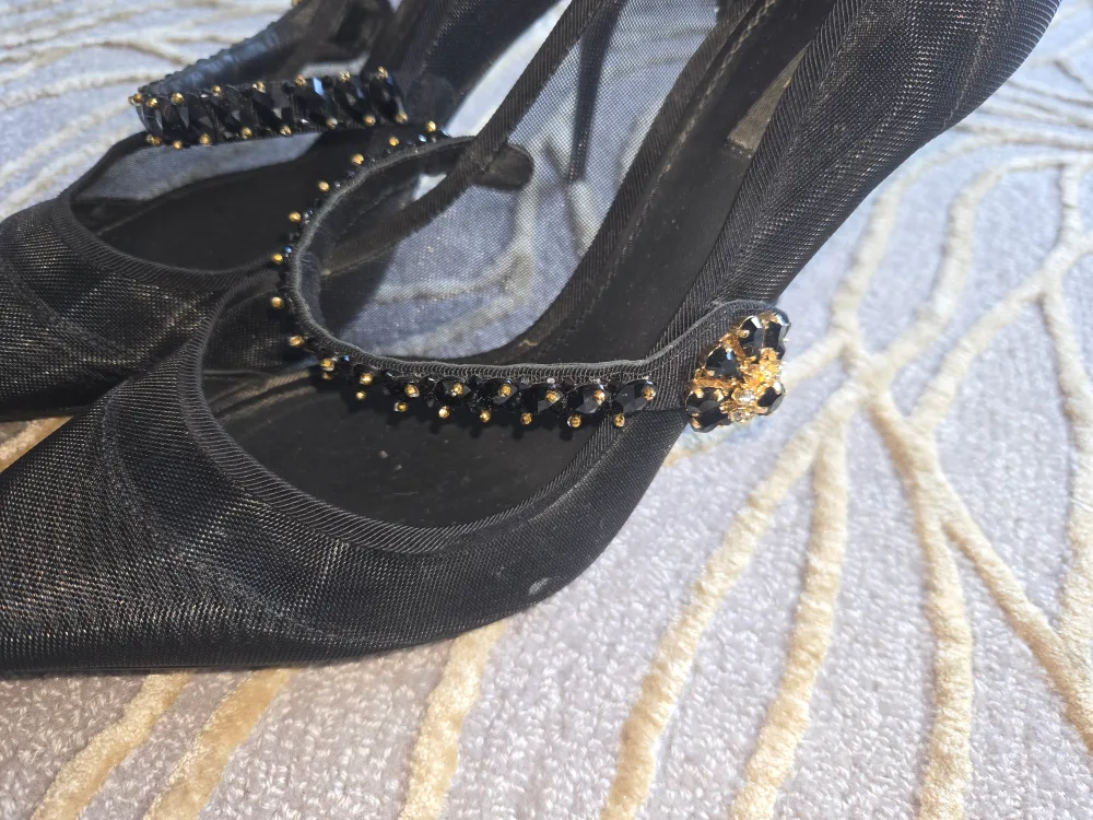 Dolce & Gabbana Black Heels size 41 image indicator(2)