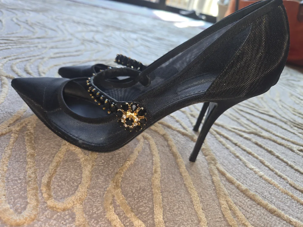 Dolce & Gabbana Black Heels size 41 image indicator(4)