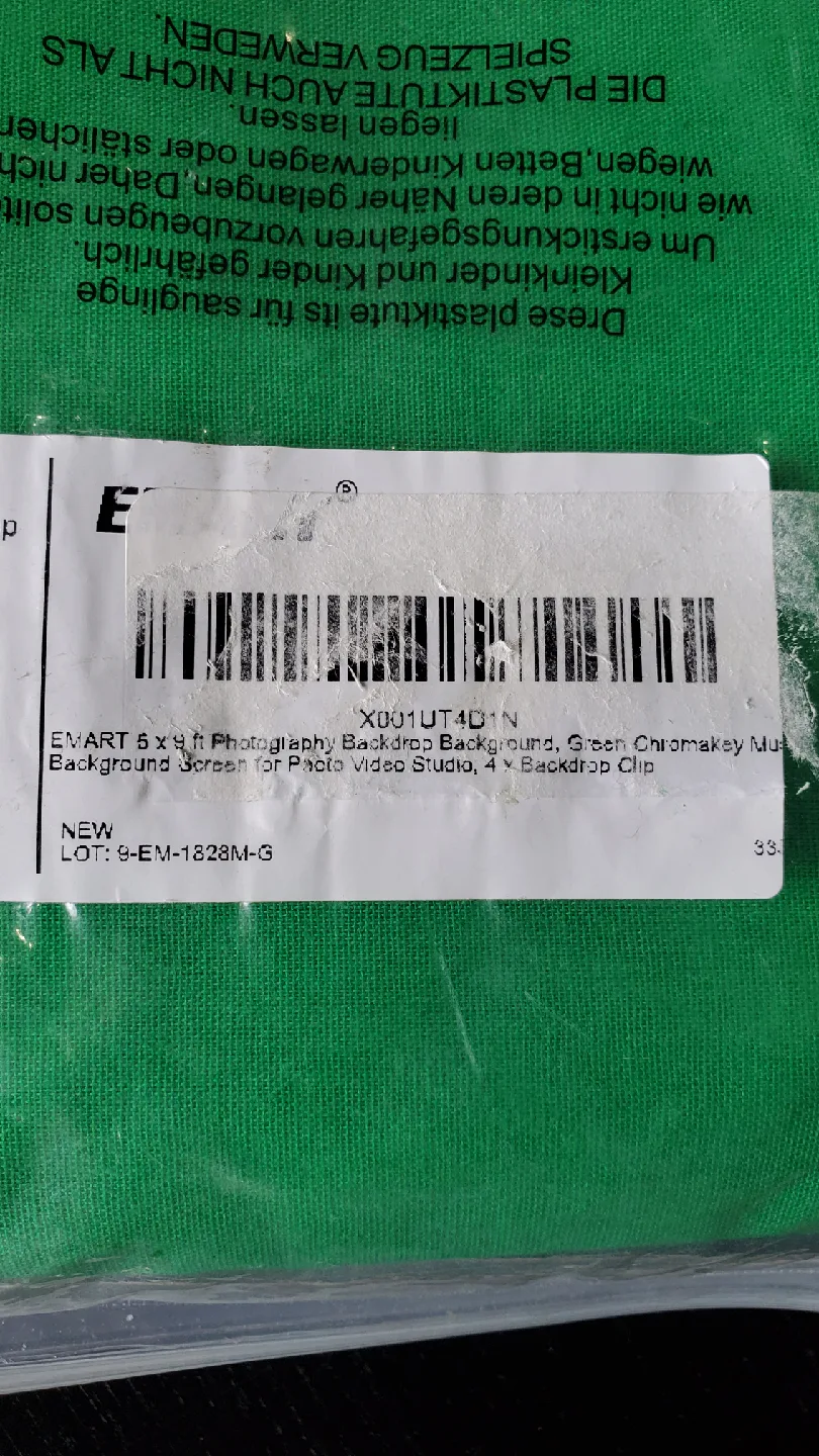 New EMART 5x9 ft Green Chromakey Backdrop + Clips image indicator(3)