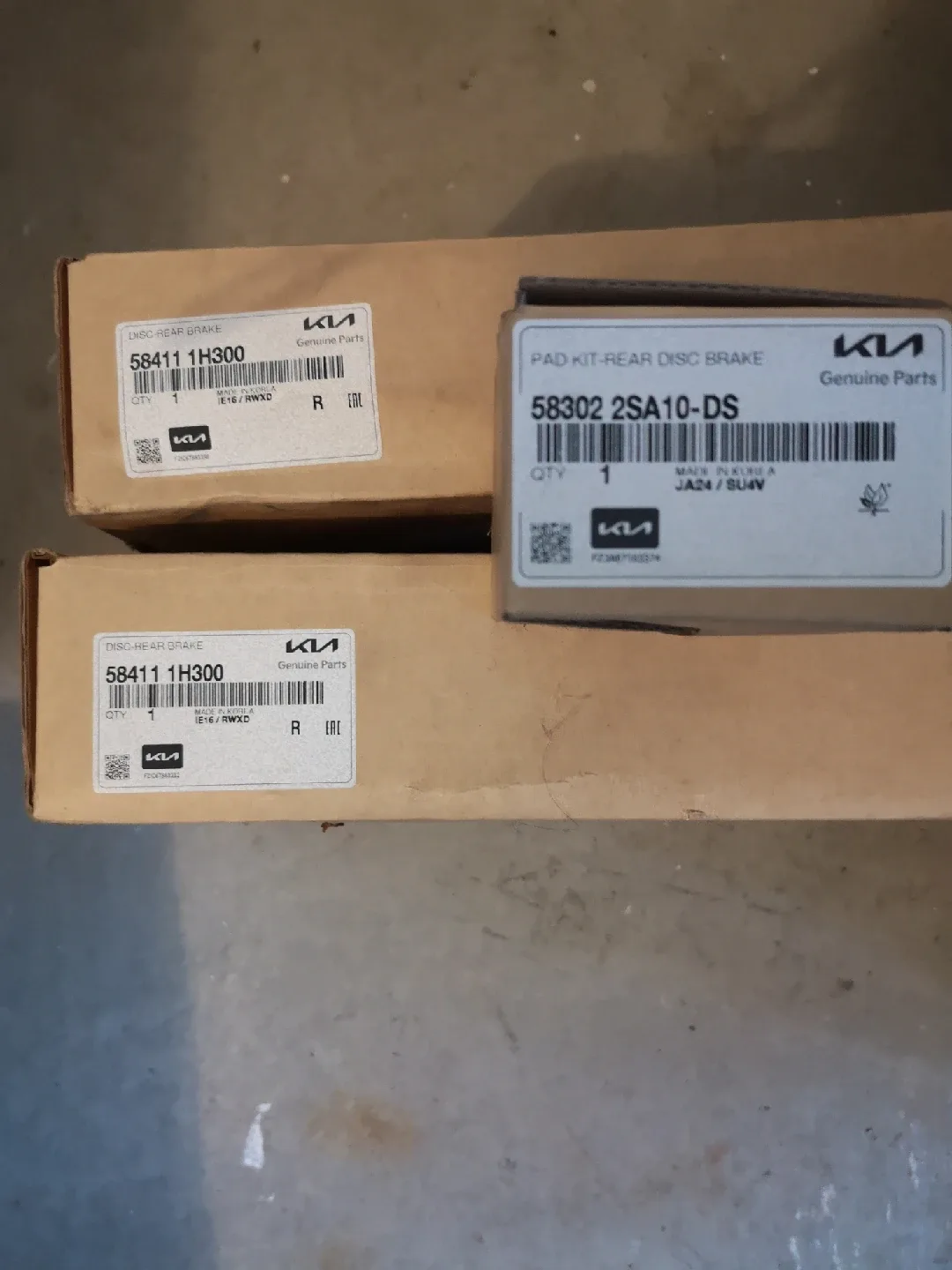 Kia Genuine Parts - Disc Rear Brake 58411 1H300 image indicator(4)