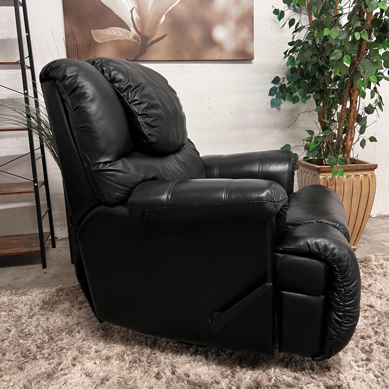 La z Boy leather chair. Recliner leather armchair. Delivery - photo 4