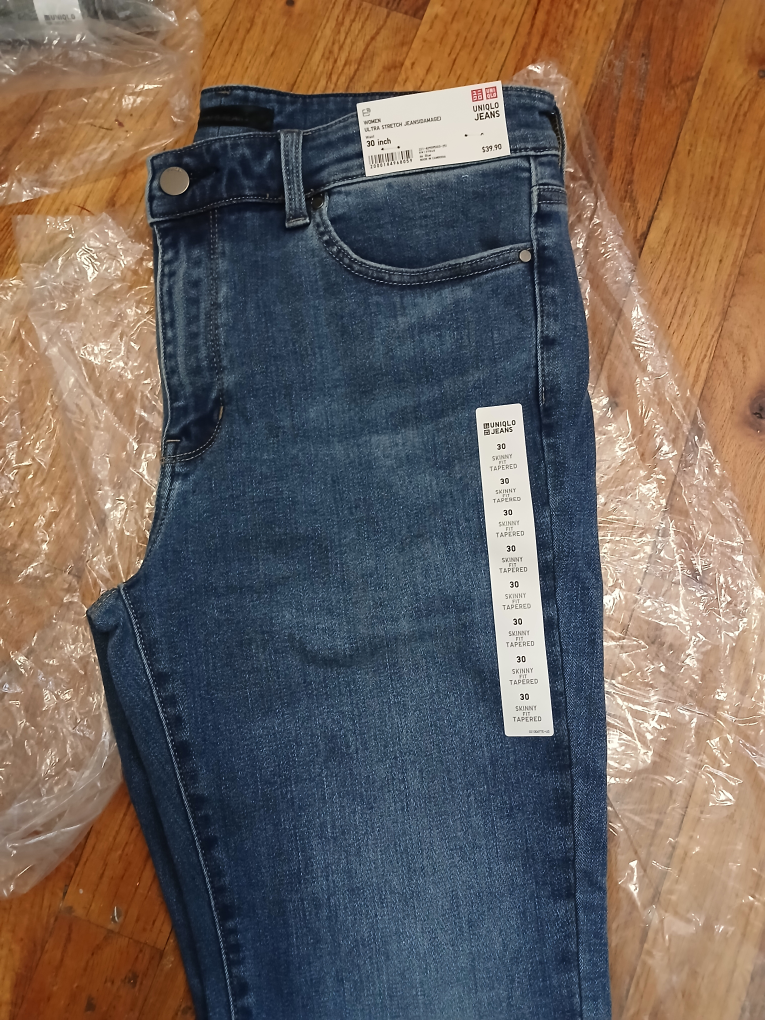 BRAND NEW* Uniqlo Women's Ultra Stretch Jeans Size 30