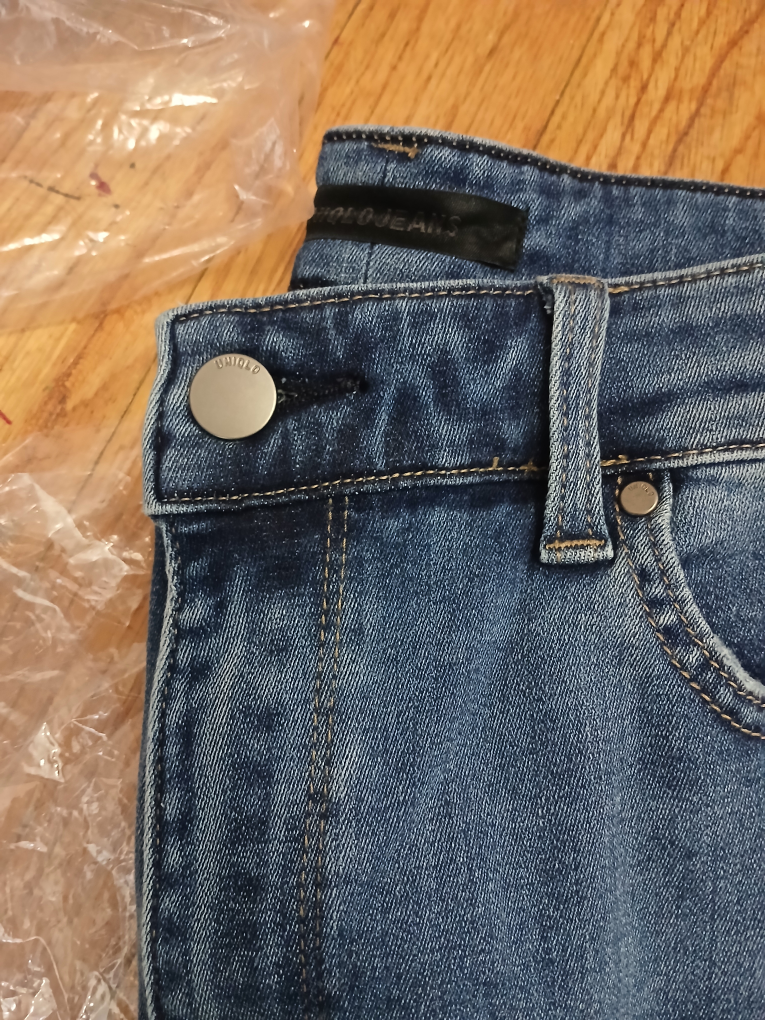 BRAND NEW* Uniqlo Women's Ultra Stretch Jeans Size 30 - photo 2