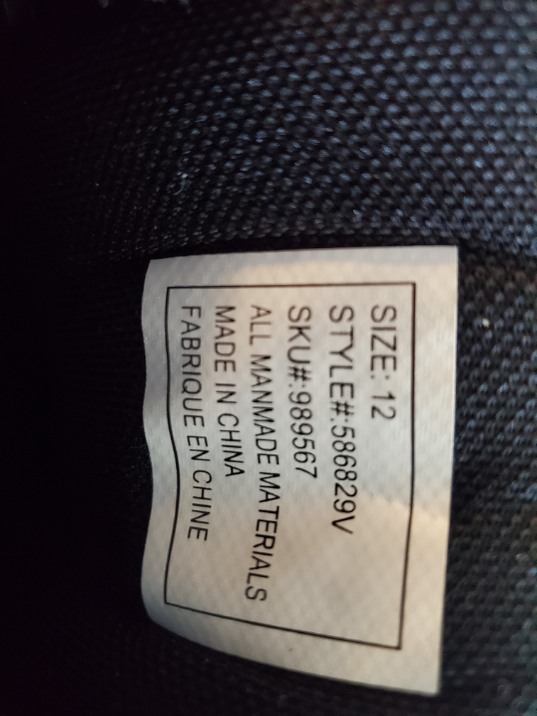 running shoes - photo 3