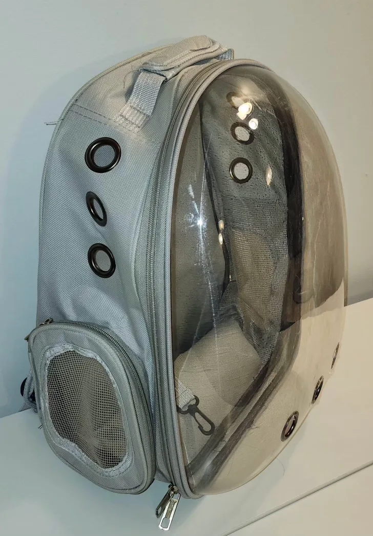 New Pet Carrier Backpack - Space Capsule Design image indicator(7)