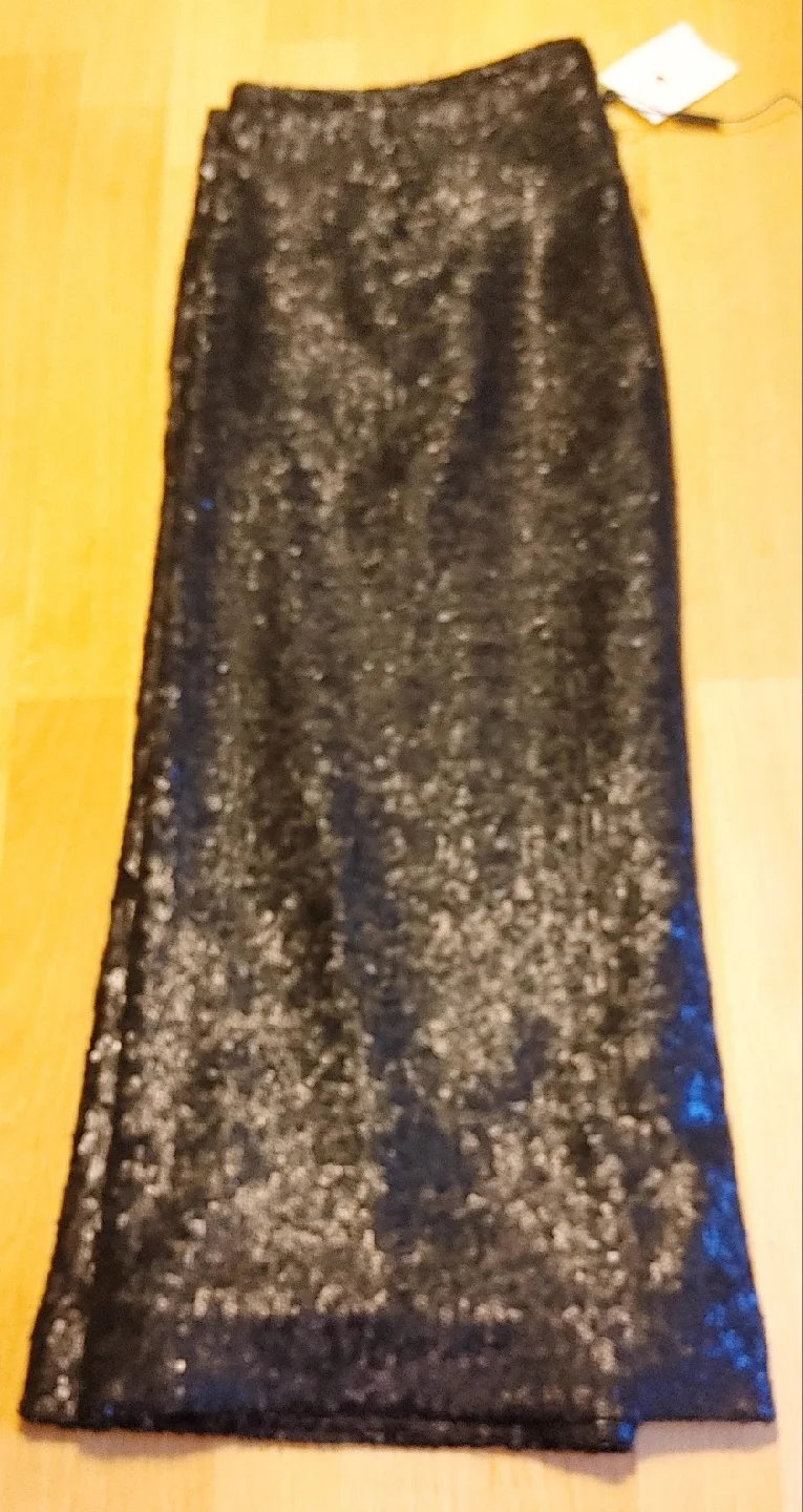 Calvin Klein Sequin Skirt - Size 14 thumbnail