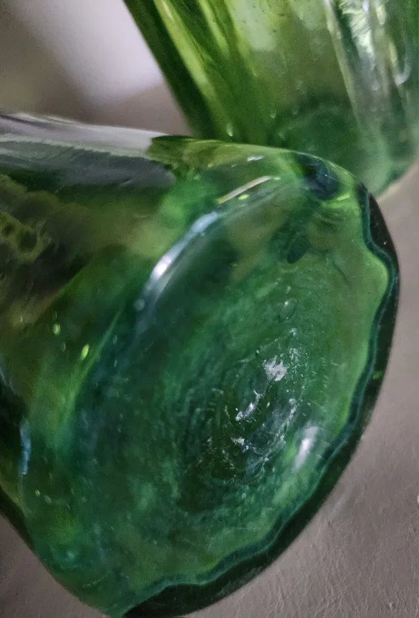 Green Hand Blown Glass Cup Set image indicator(2)