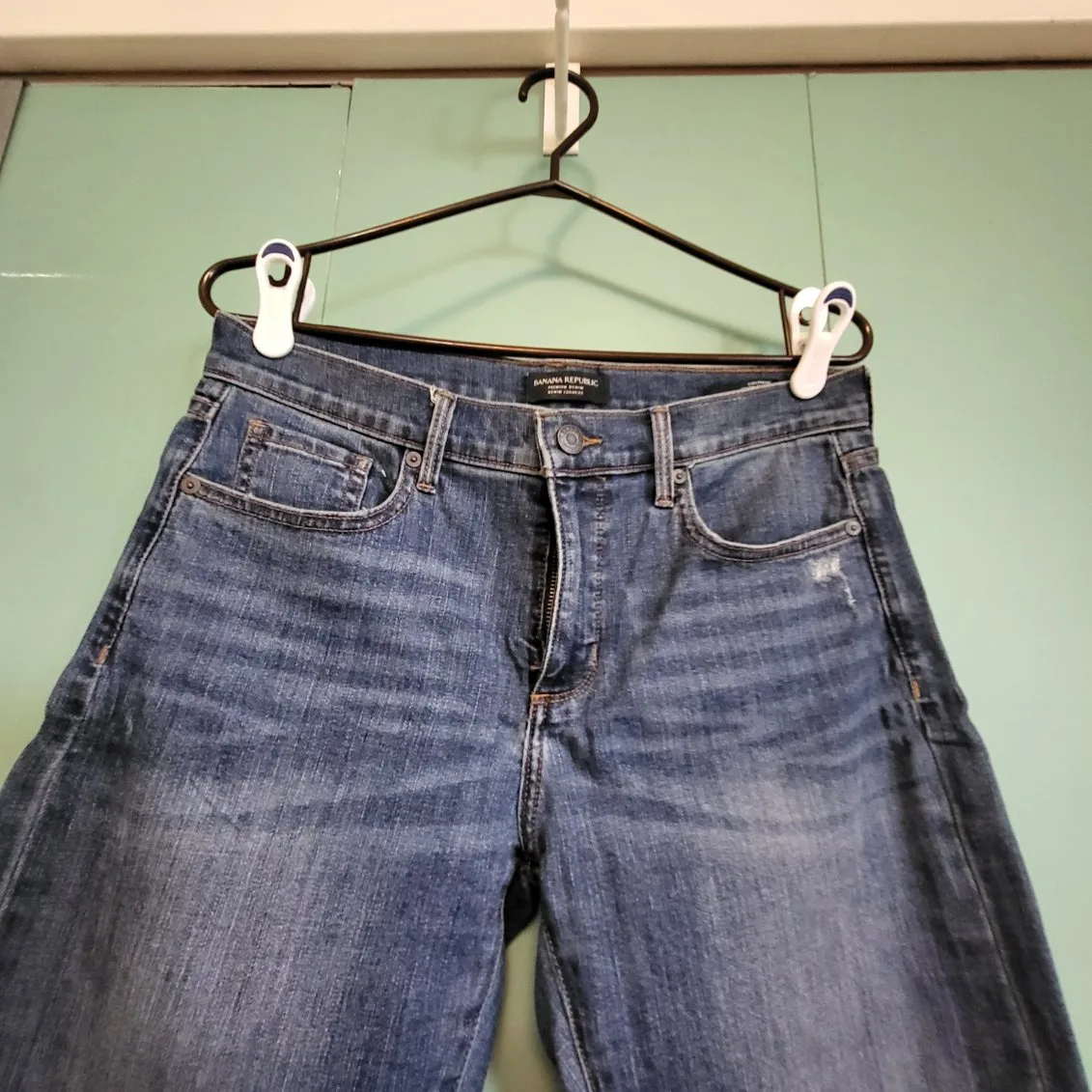 Banana Republic Girlfriend Jeans - Size 29 image indicator(2)