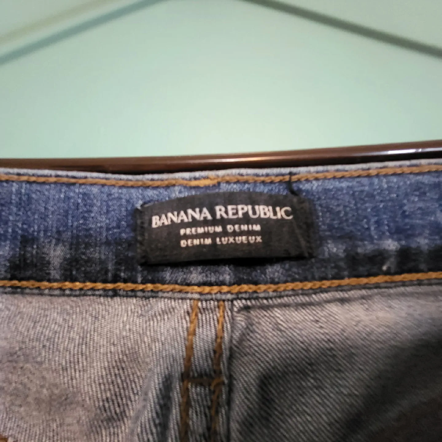Banana Republic Girlfriend Jeans - Size 29 image indicator(4)