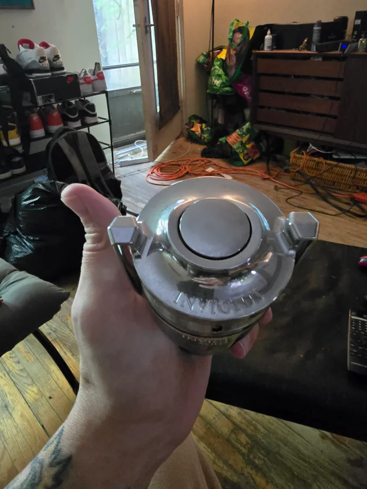 Paco Rabanne Invictus Aqua Cologne image indicator(3)