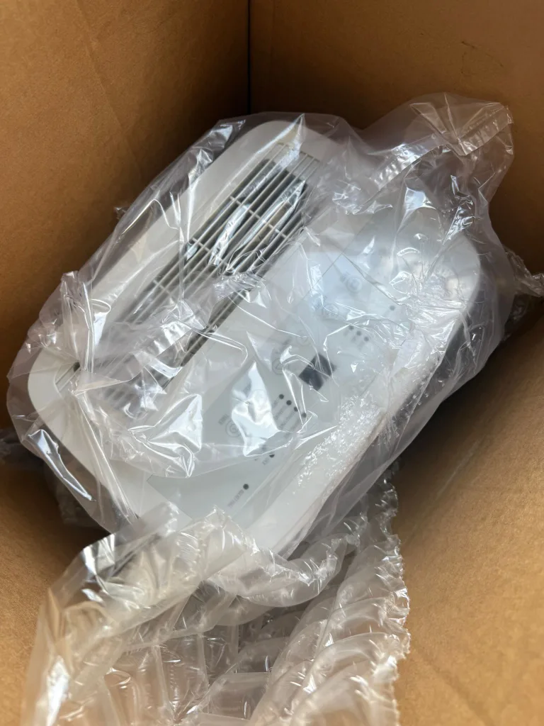 New Freonic Dehumidifier - 35 Pints, 3000 Sq Ft image indicator(3)