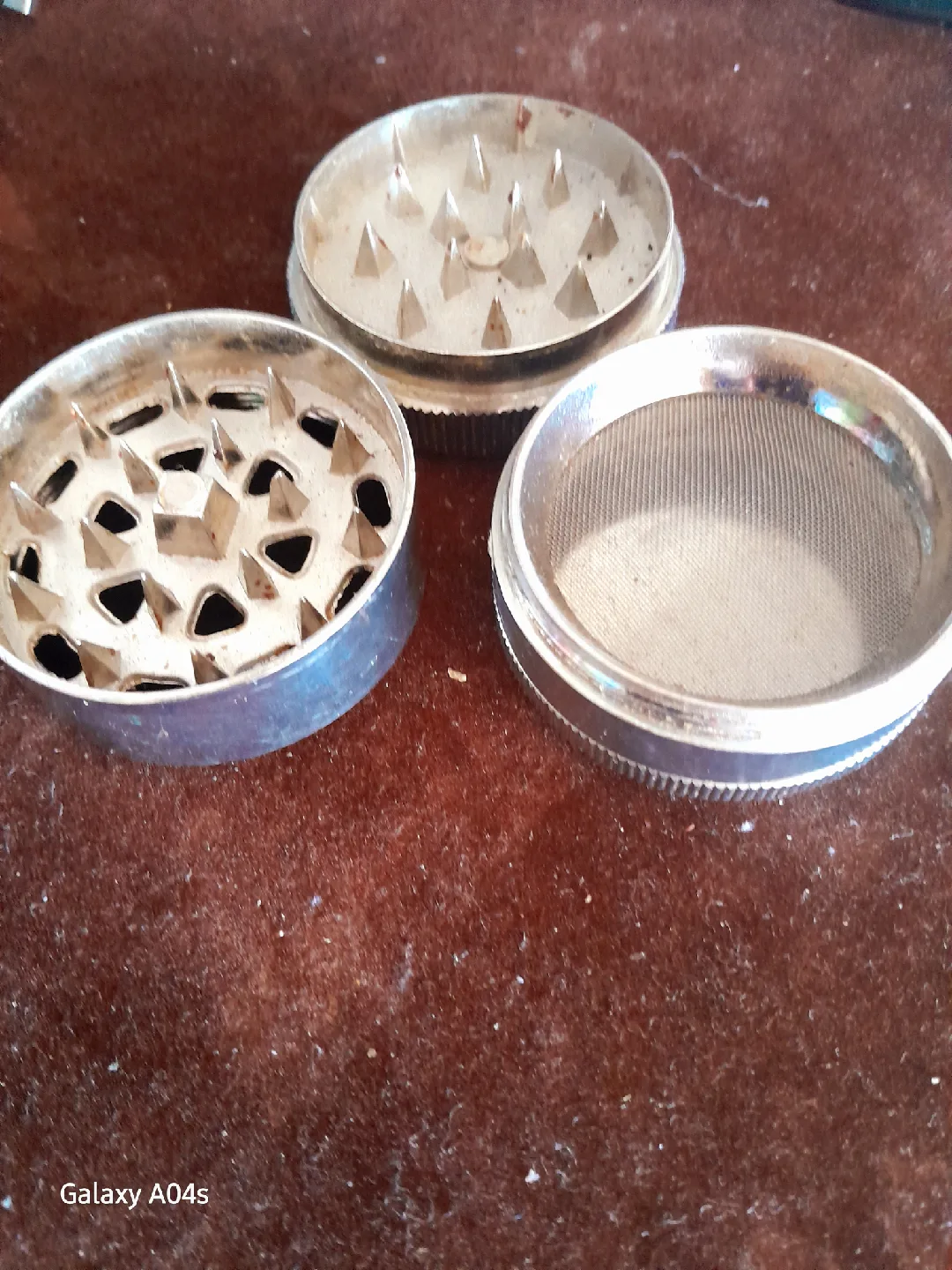 a gadget to grind marijuana, keaves image indicator(5)