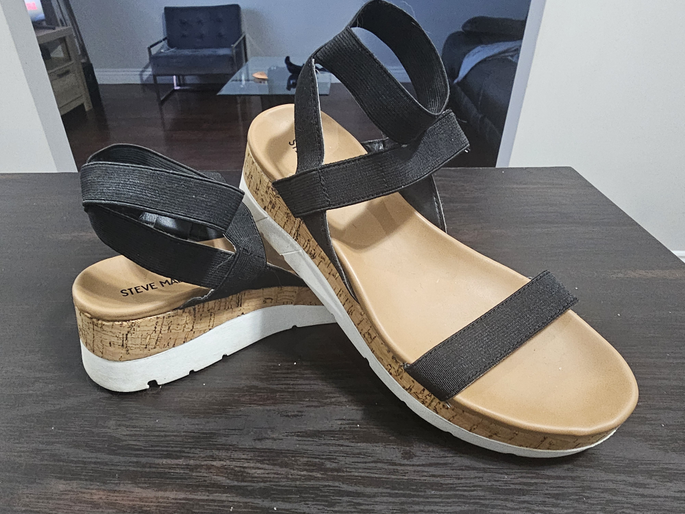 Kids Steve Madden Sandals - Size 3Y