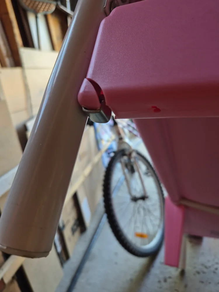 NEED GONE ASAP | Kids bed frame + mattress image indicator(4)