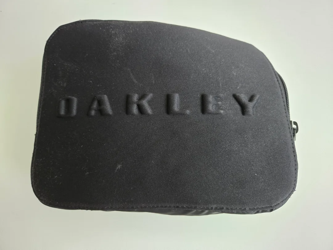 Oakley Packable Black Backpack image indicator(2)
