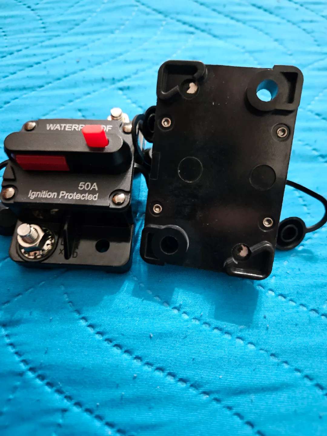 Waterproof 50A Ignition Protected Circuit Breaker image indicator(2)