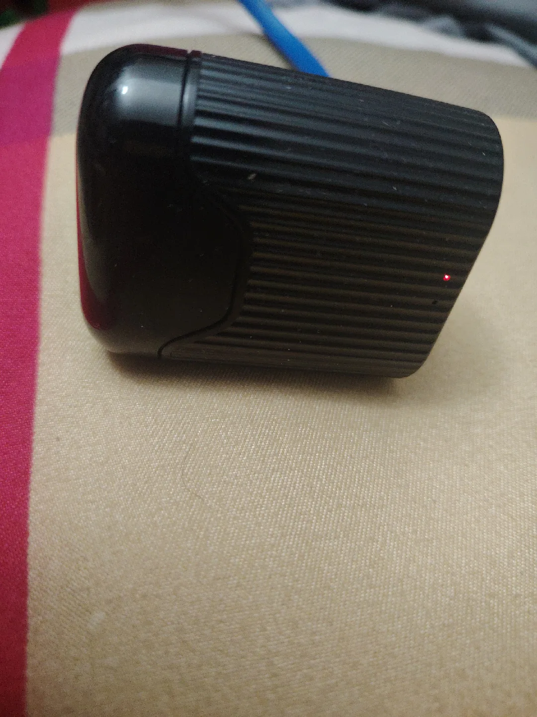 🥕😊Wicked Audio WI9251 Black Wireless Earbud thumbnail