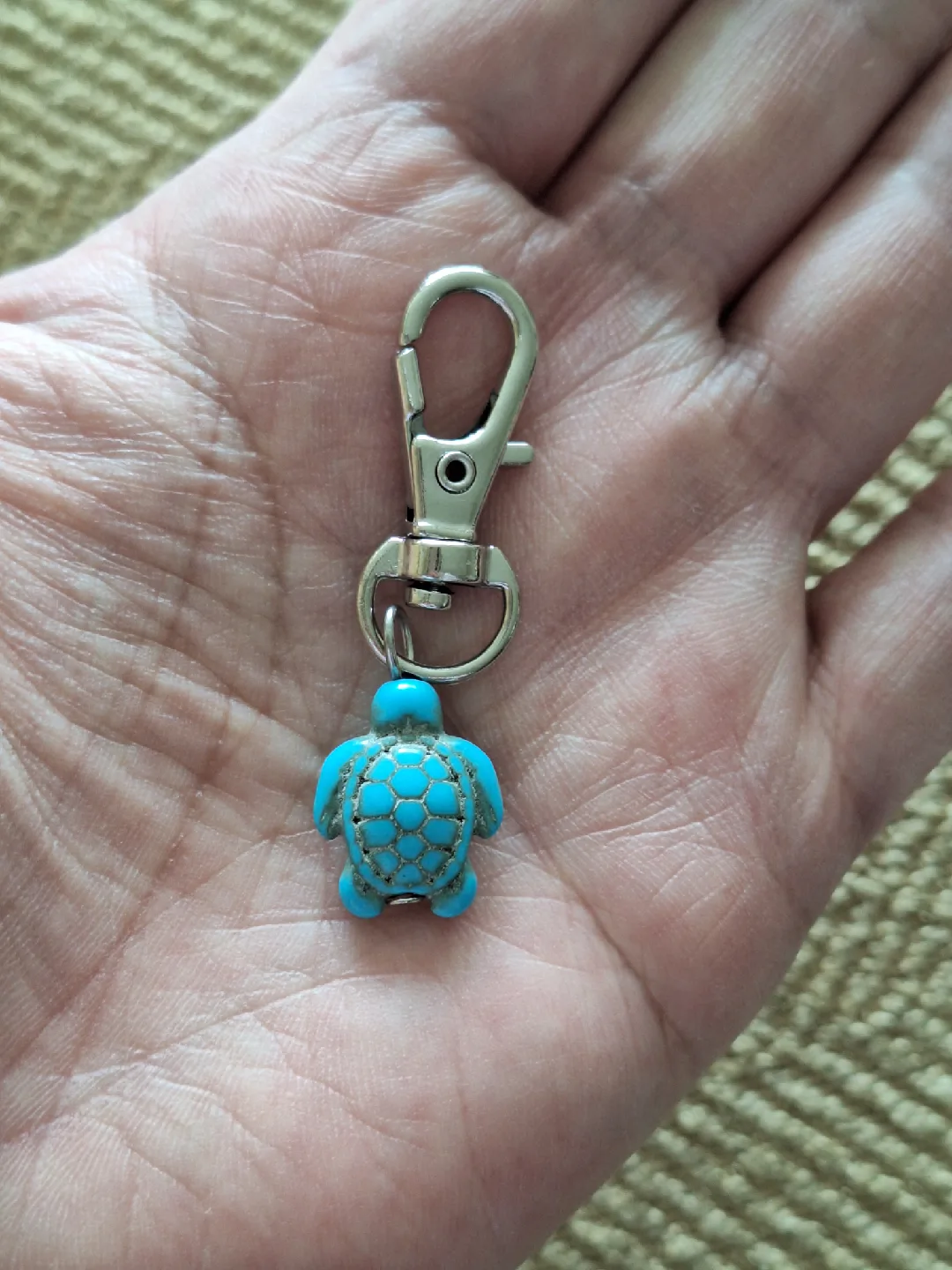 Turquoise stone Blue Turtle Charm Clip-On image indicator(2)