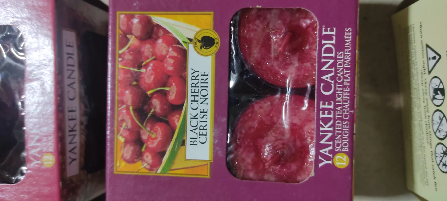 Yankee Candle Scented Tea Light Candles - Assorted Scents image indicator(3)