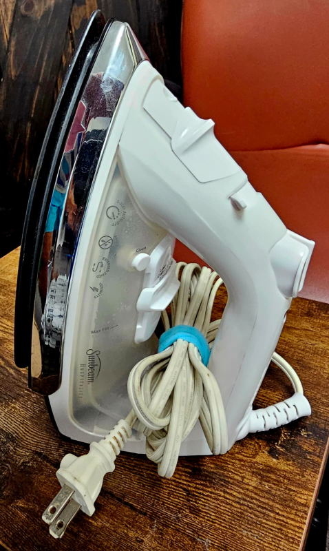 Steam Iron - photo 3