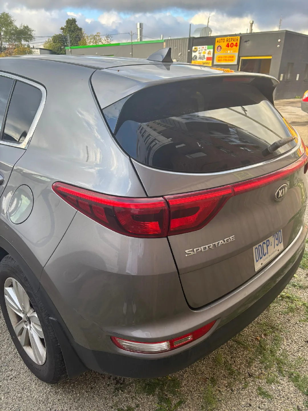 2019 Kia Sportage image indicator(2)