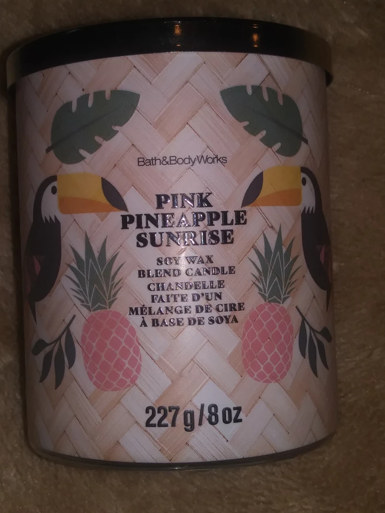 Bath & Body Works Pink Pineapple Sunrise Candle